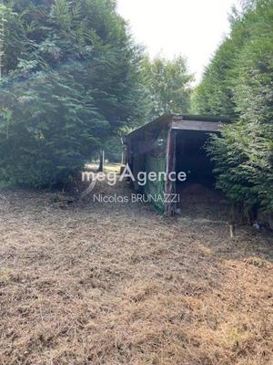 Terrain constructible - 800 m²