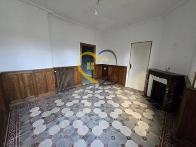 Maison - 226 m² - 11 pièces