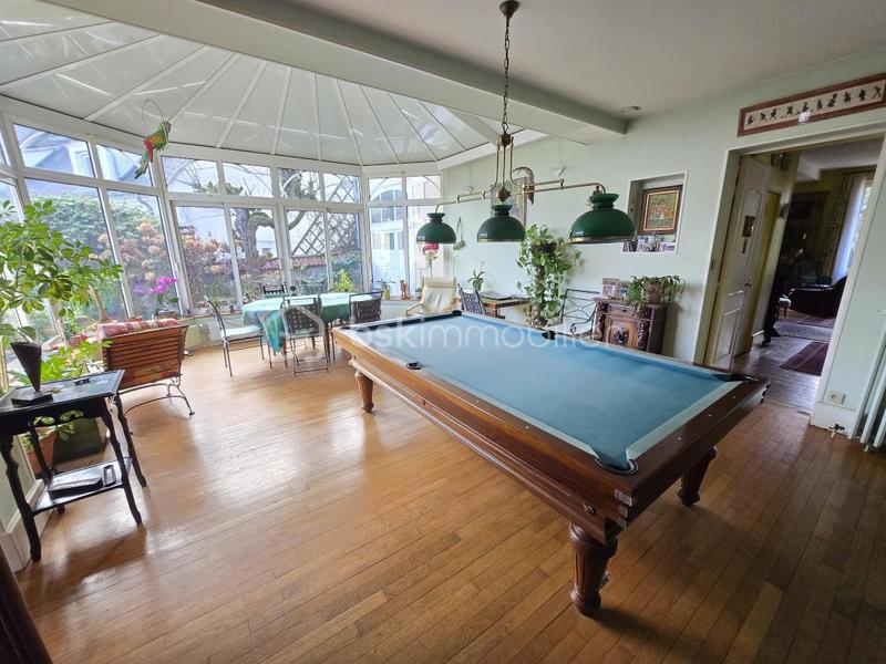 Maison de ville - 284 m² - 11 pièces