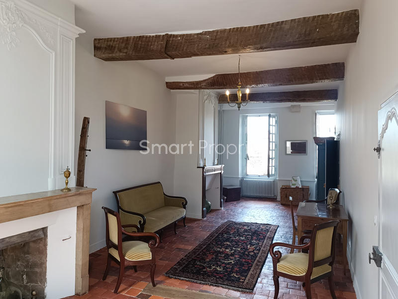 Propriété - 350 m² - 9 pièces