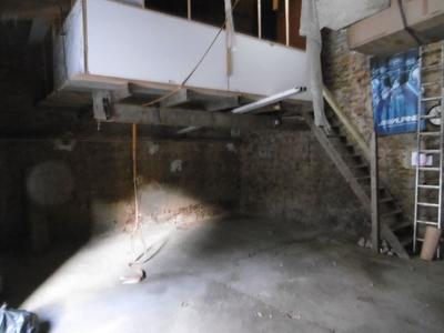 Parking / Garage - 69 m²