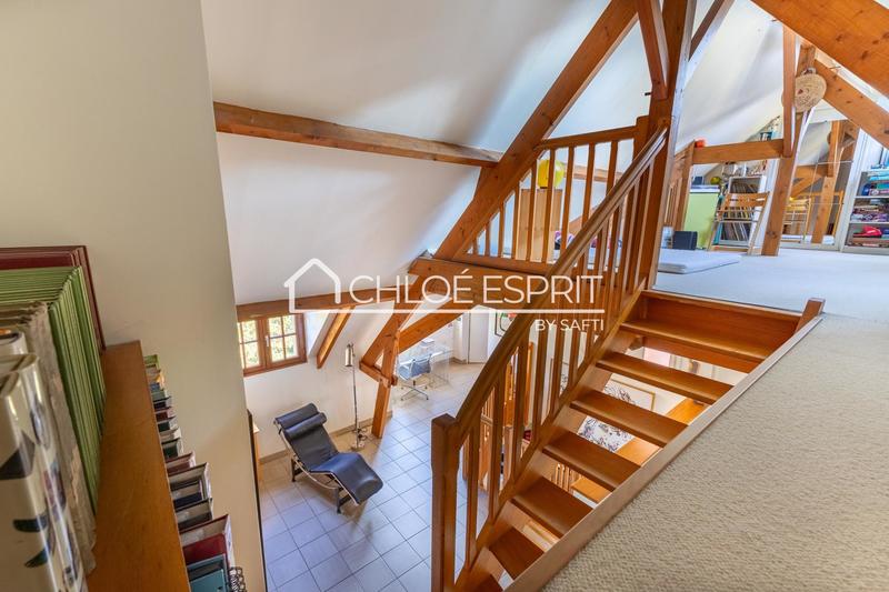 Maison - 140 m² - 6 pièces