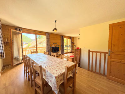 Duplex - 93 m² - 4 pièces