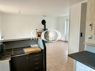 Maison - 95 m² - 5 pièces