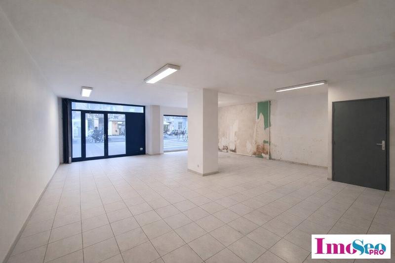 Local commercial - 148 m²