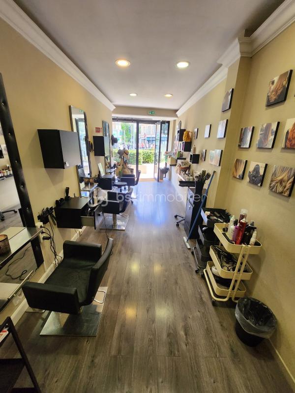 Bureau - 44 m² - 2 pièces