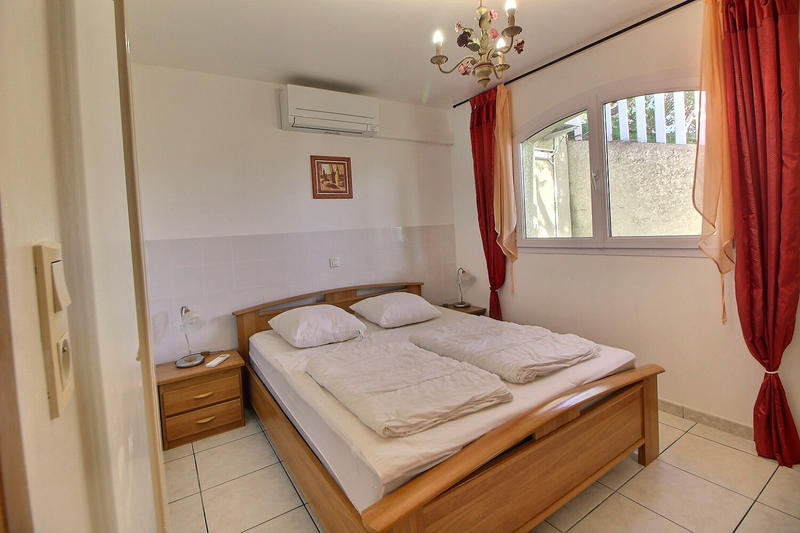 Villa - 249 m² - 11 pièces