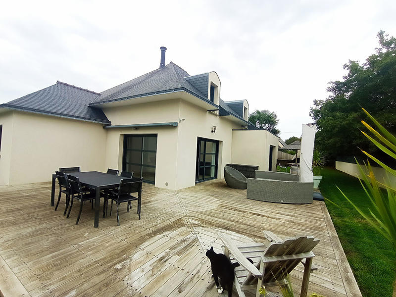 Maison - 146 m² - 7 pièces