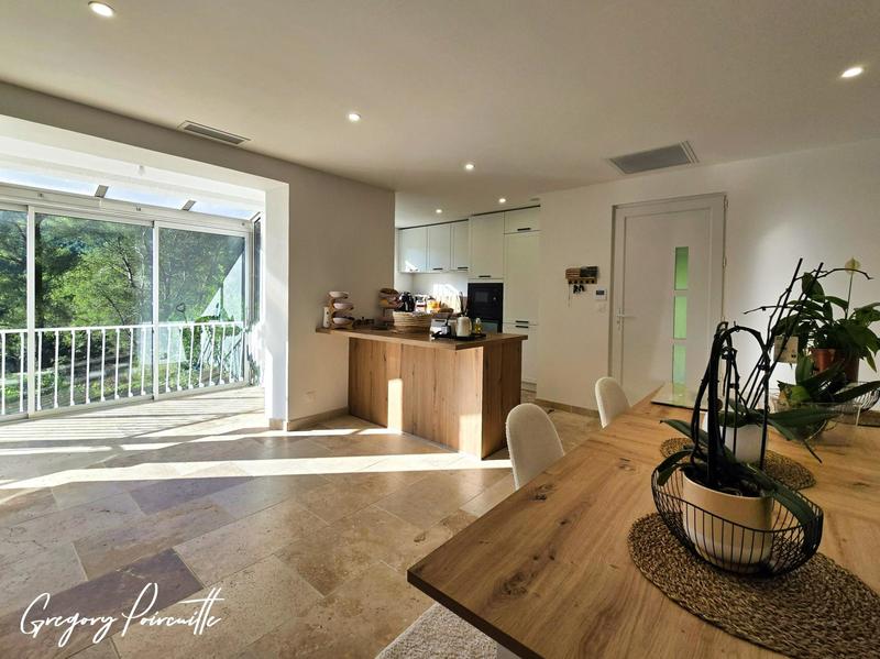 Maison - 128 m² - 5 pièces