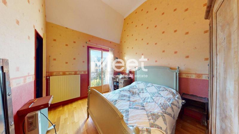 Maison - 131 m² - 7 pièces