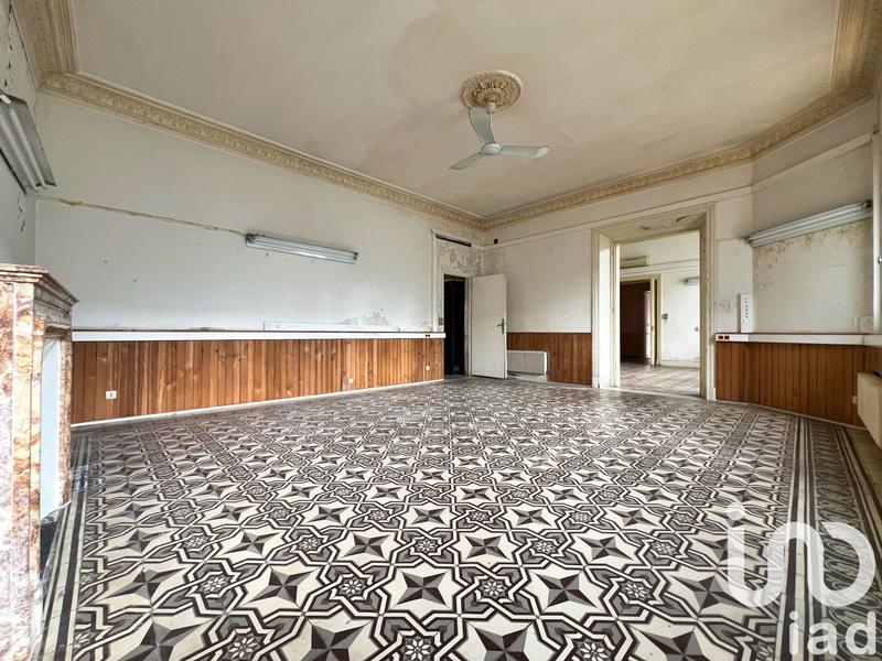 Maison - 430 m² - 10 pièces