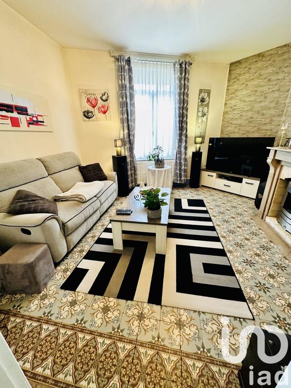 Maison - 95 m² - 5 pièces