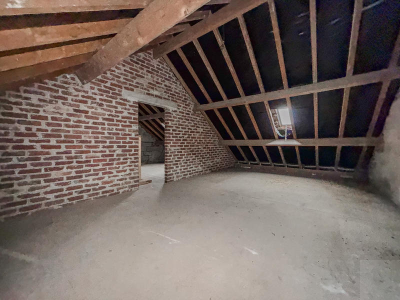 Maison - 85 m² - 5 pièces