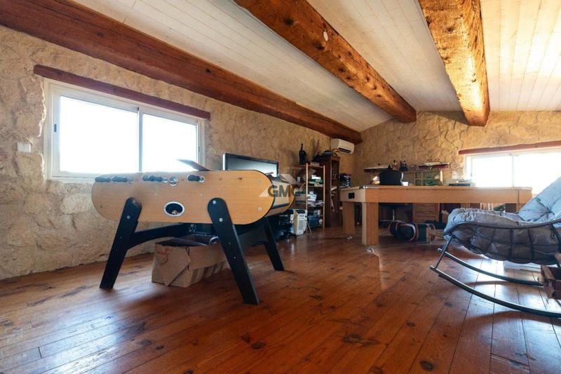 Demeure - 292 m² - 5 pièces