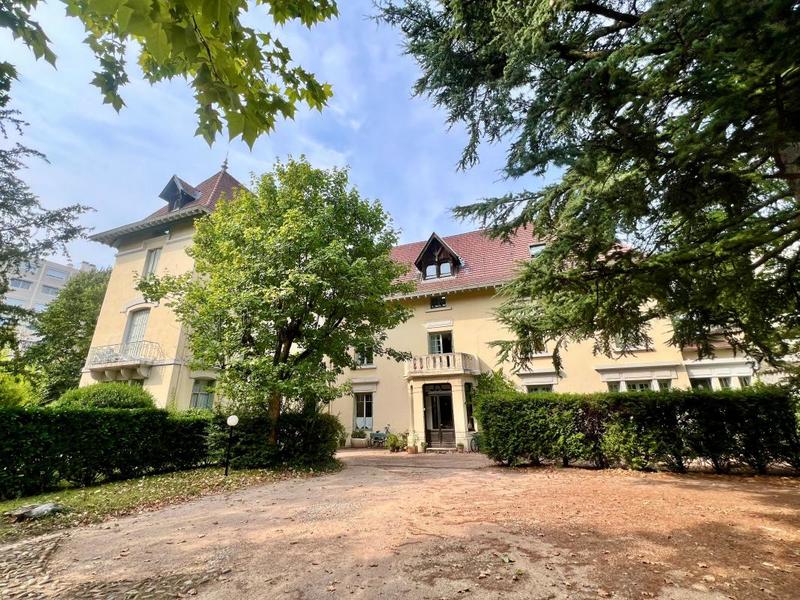 Duplex - 132 m² - 5 pièces