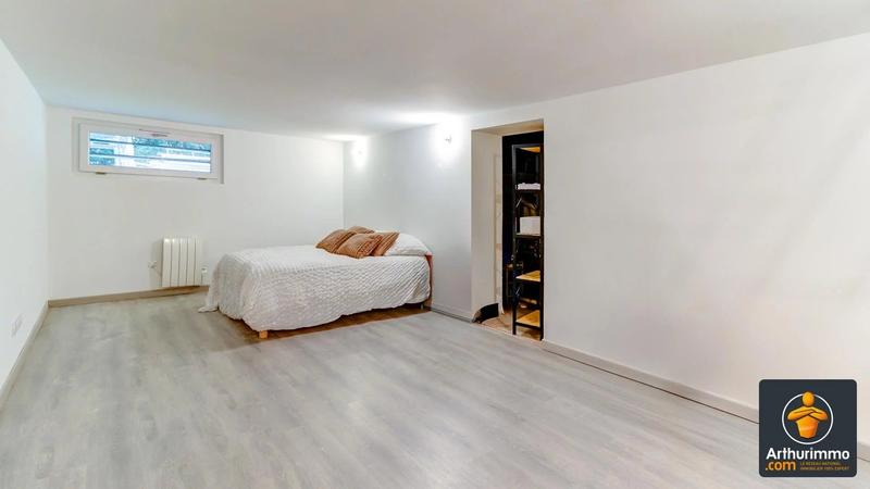 Appartement - 160 m² - 5 pièces