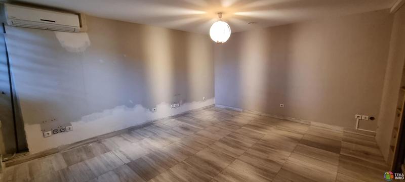 Bureau - 300 m² - 9 pièces