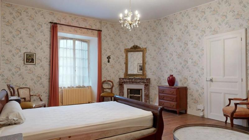 Maison bourgeoise - 212 m² - 6 pièces