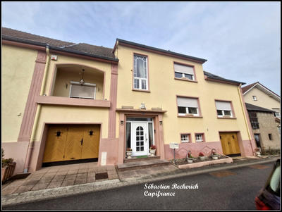 Maison de village - 235 m² - 9 pièces