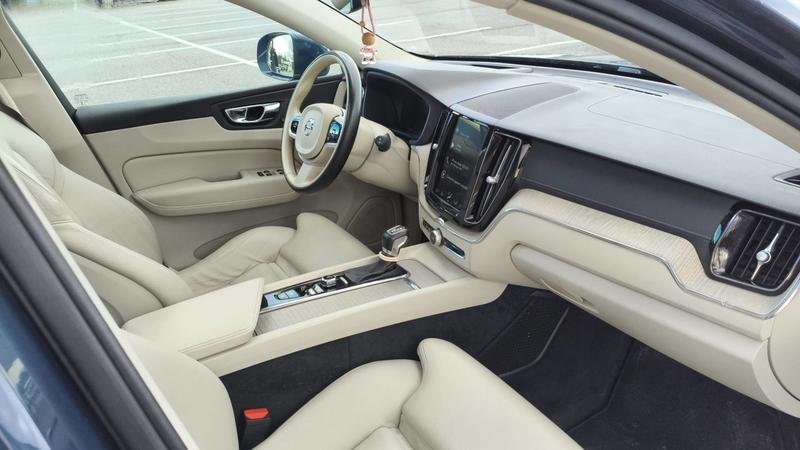 Volvo Xc60 2.0 TDi 190 Geartronic8 Inscription Luxe - Toit ouvrant