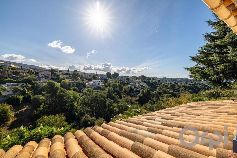 Villa - 190 m² - 6 pièces