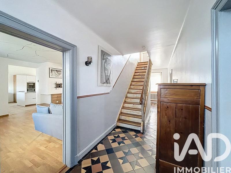 Maison - 283 m² - 8 pièces