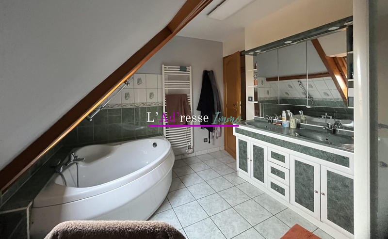 Maison - 131 m² - 7 pièces