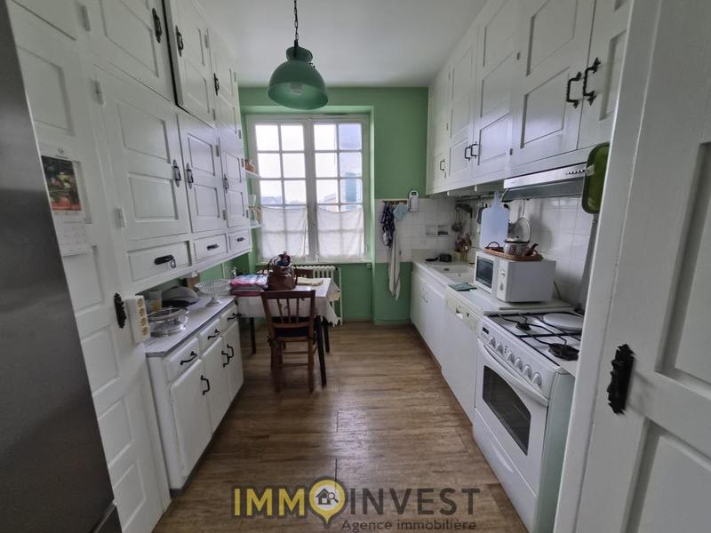 Maison - 190 m² - 9 pièces