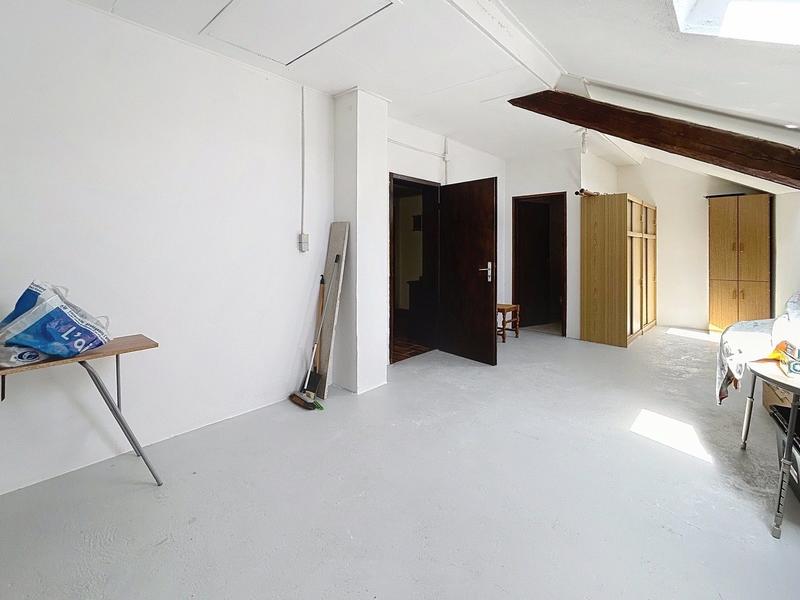 Maison - 148 m² - 7 pièces