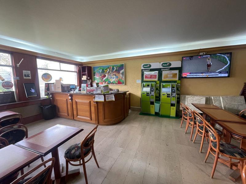 Local commercial - 385 m² - 10 pièces