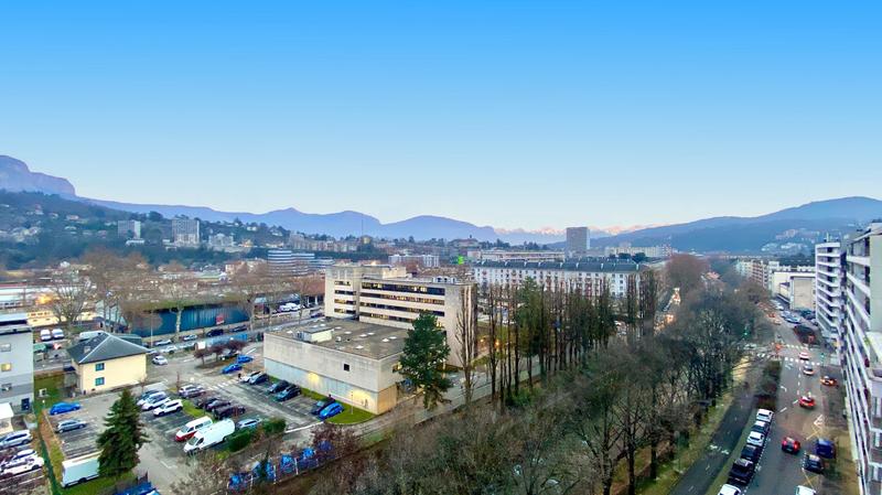 Appartement - 160 m² - 5 pièces