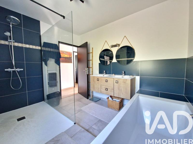 Maison - 139 m² - 6 pièces