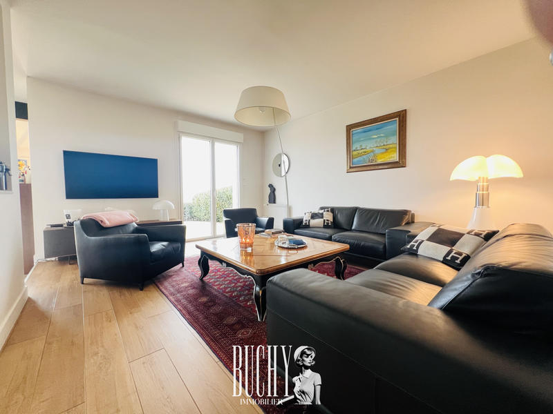 Maison - 183 m² - 6 pièces