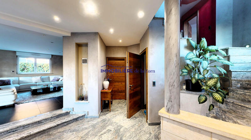 Maison - 196 m² - 8 pièces