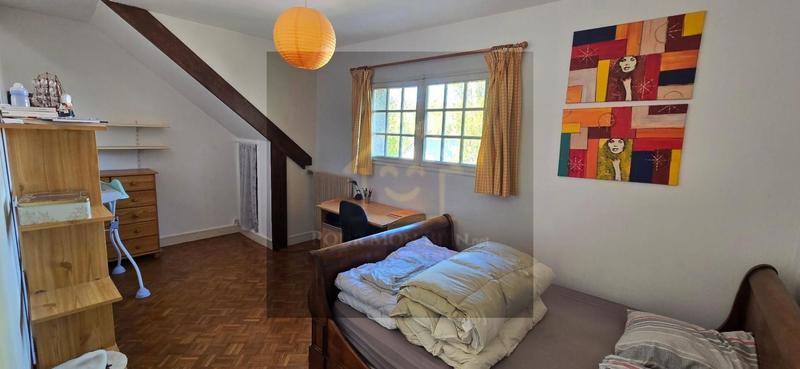 Propriété - 250 m² - 6 pièces