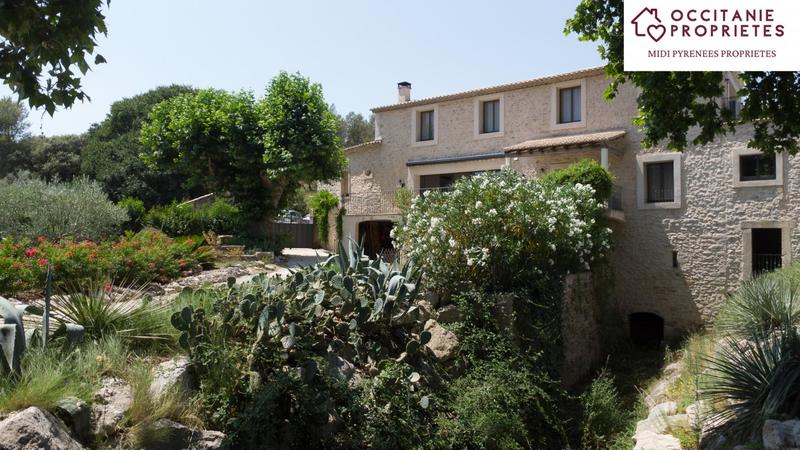 Propriété - 366 m² - 13 pièces