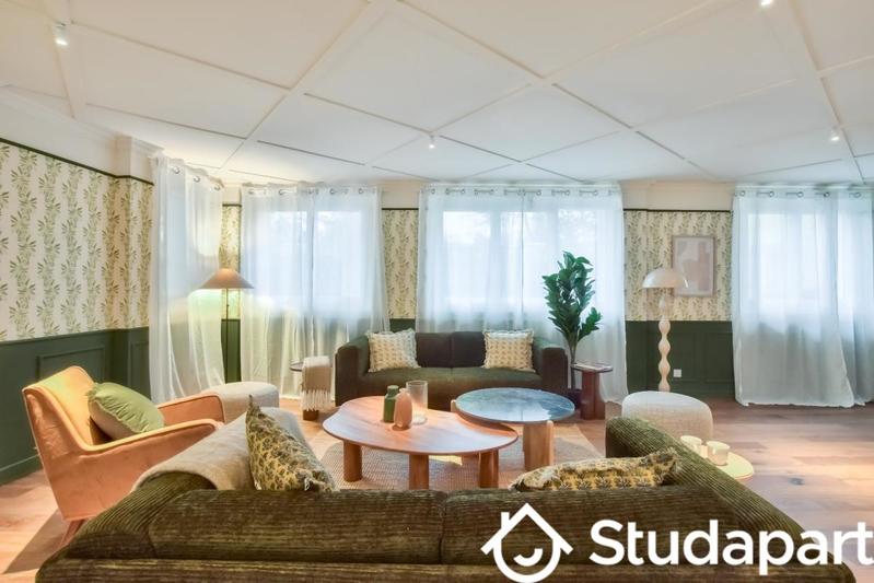 Chambre - 17 m² - 1 pièce