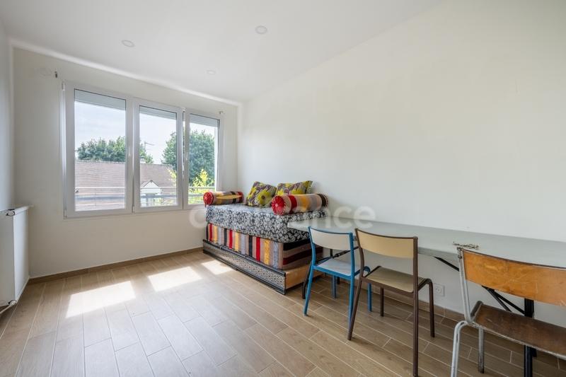 Maison - 190 m² - 5 pièces