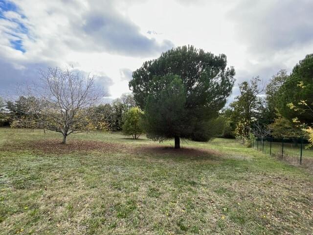 Terrain constructible - 5 406 m²