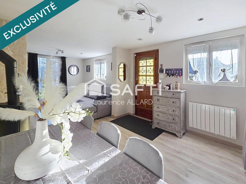 Maison - 99 m² - 5 pièces