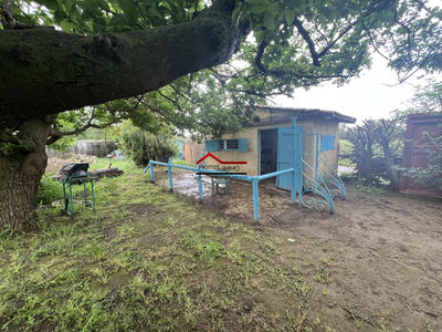 Terrain agricole - 2 352 m²