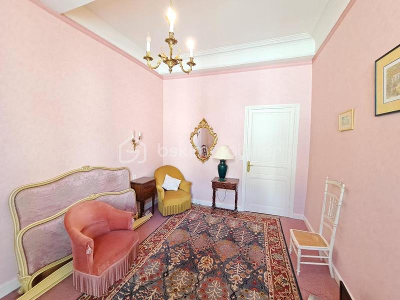 Maison de ville - 288 m² - 10 pièces