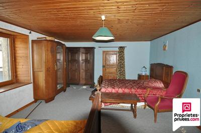 Corps de ferme - 245 m² - 9 pièces