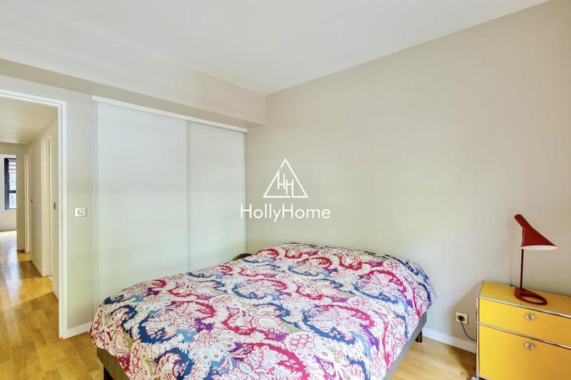 Appartement ancien - 85 m² - 4 pièces