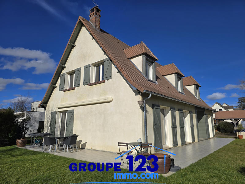Maison - 170 m² - 7 pièces
