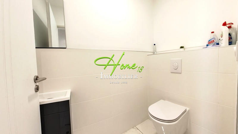 Maison - 95 m² - 5 pièces