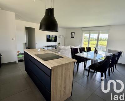 Maison - 96 m² - 4 pièces