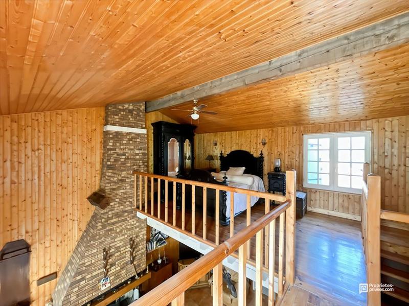 Maison - 155 m² - 9 pièces