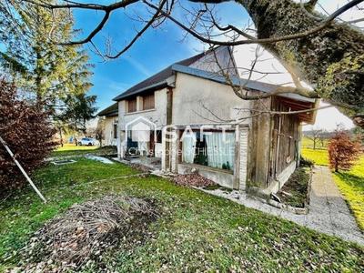 Maison - 189 m² - 8 pièces