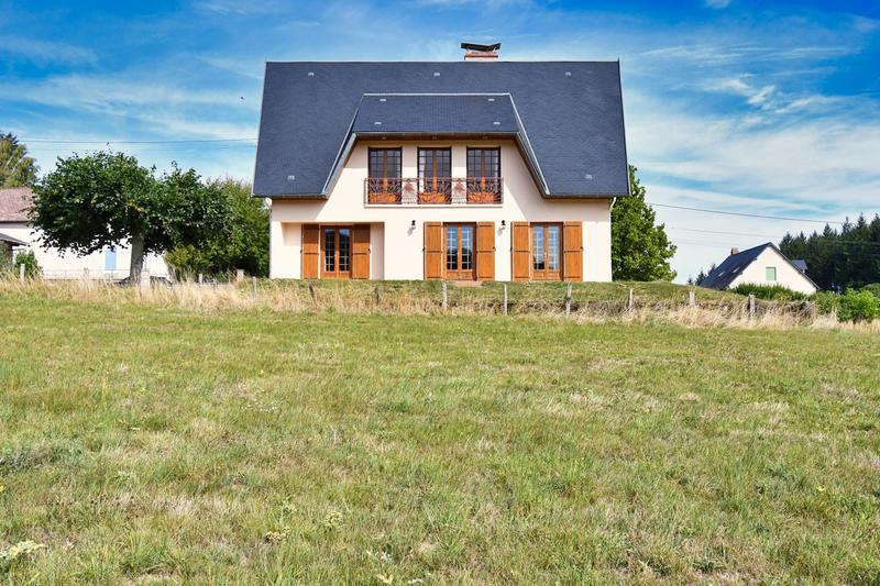 Maison - 185 m² - 6 pièces